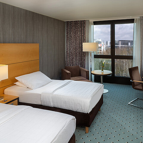 Classic Twin room | Maritim Hotel Düsseldorf