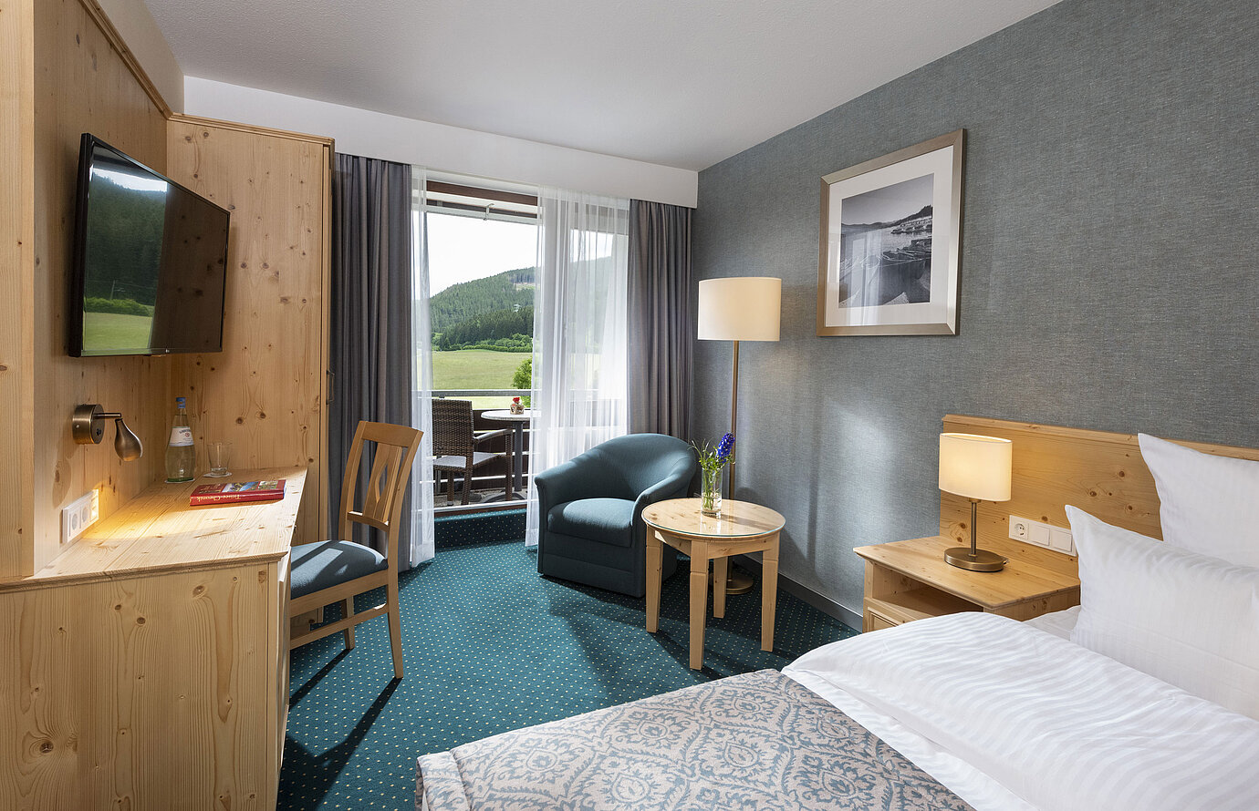 Double room with balcony at Maritim TitiseeHotel and green view