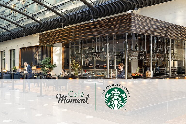 Café Moment Café Moment con bancone moderno, area salotto e selezione di caffè Starbucks