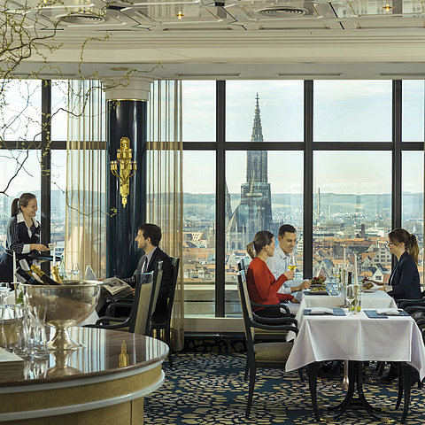 Restaurante "Panorama & Bastei" | Maritim Hotel Ulm