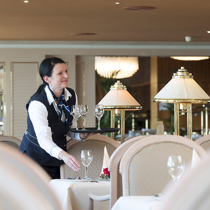 Servicio en el restaurante | Maritim Seehotel Timmendorfer Strand