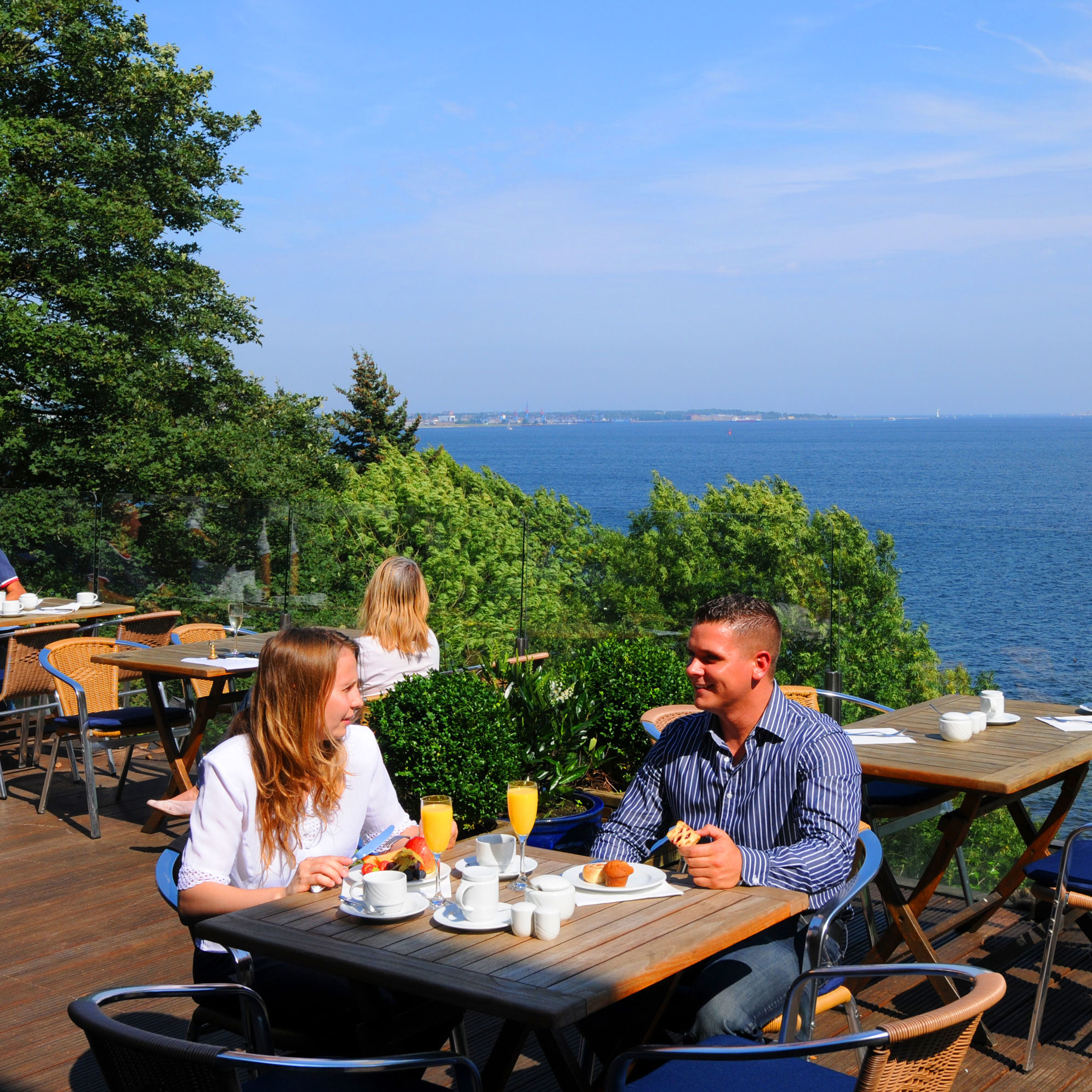 Panoramic terrace | Maritim Hotel Bellevue Kiel
