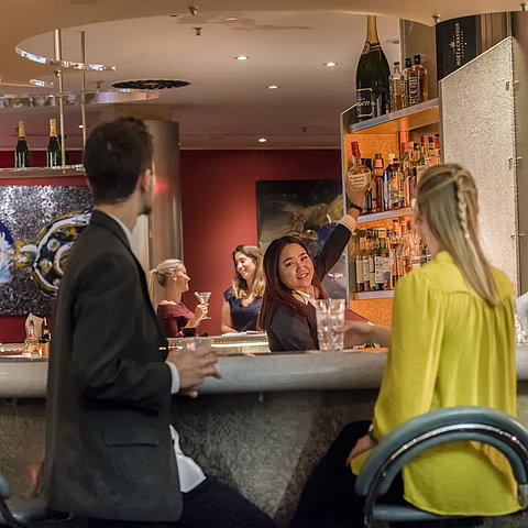 Restaurante & Bar Checkpoint | Maritim proArte Hotel Berlin