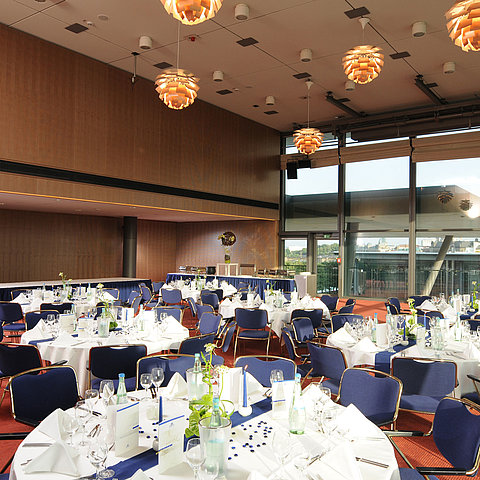 Meeting room banquet round tables | Maritim Hotel & Internationales Congress Center Dresden