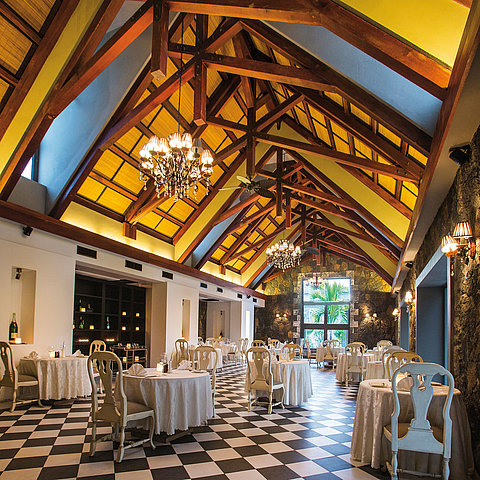 Restaurant "Villebague 1740" | Maritim Crystals Beach Hotel Mauritius