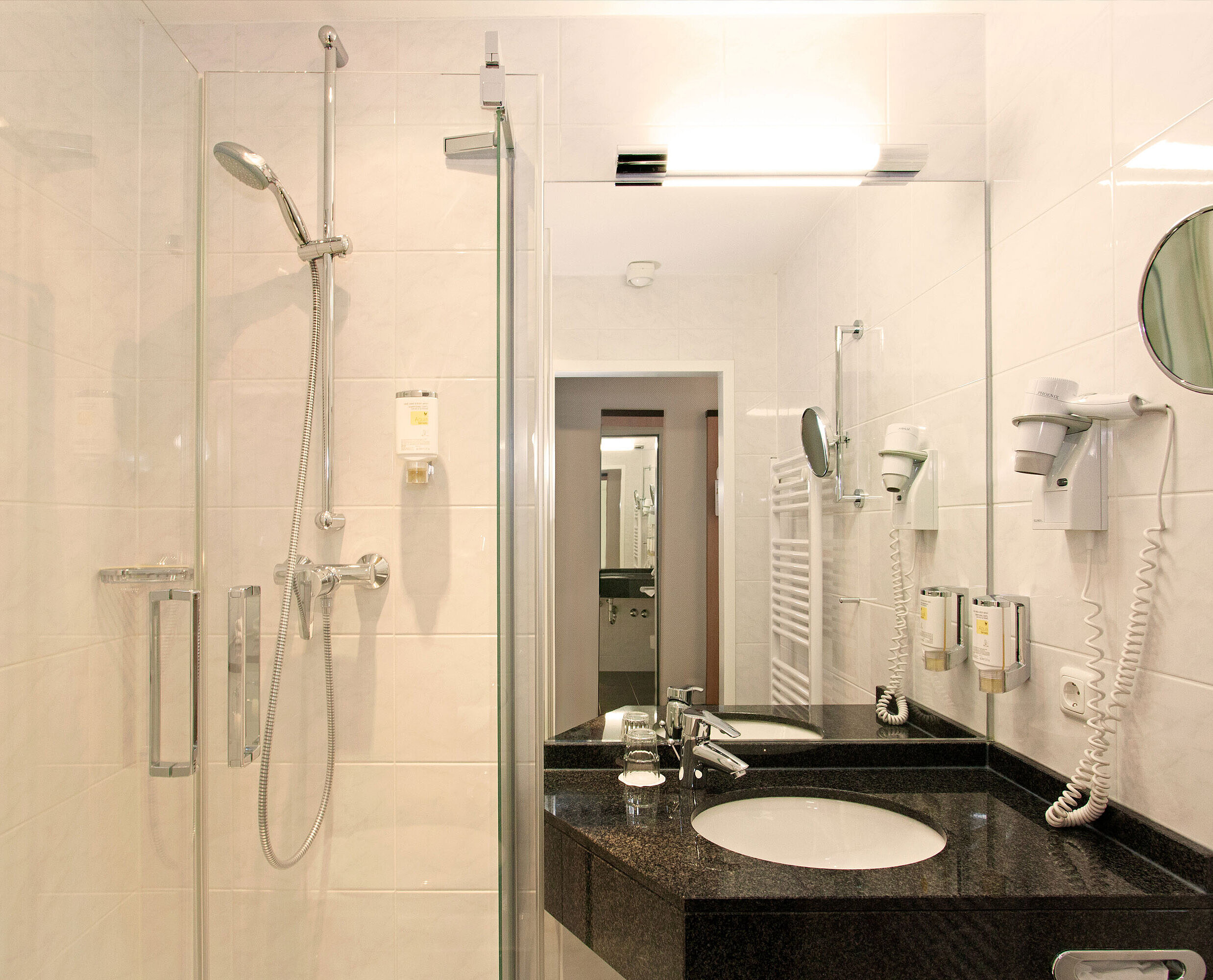 Baño Baño | Star-Apart Hansa Hotel Wiesbaden