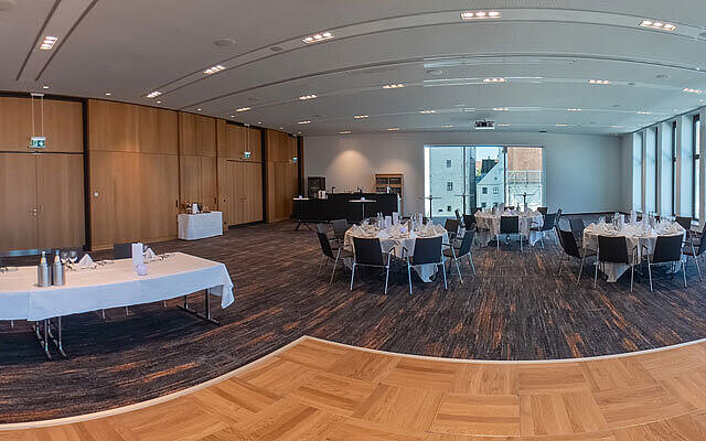Hall 1