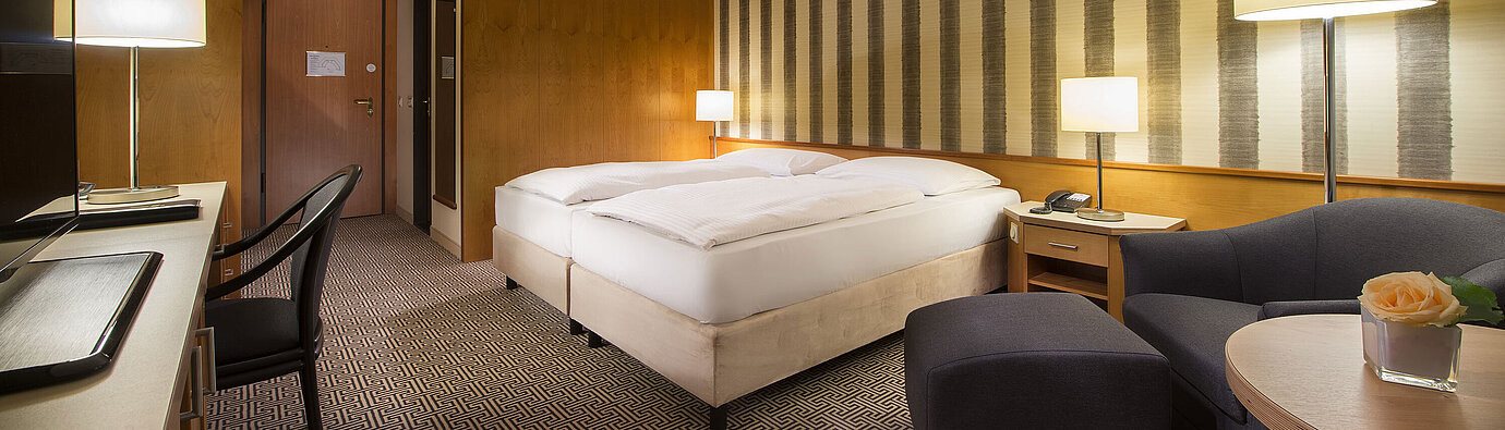 Chambre Classic Chambre double lumineuse avec coin salon au calme à l’hôtel Maritim Stuttgart